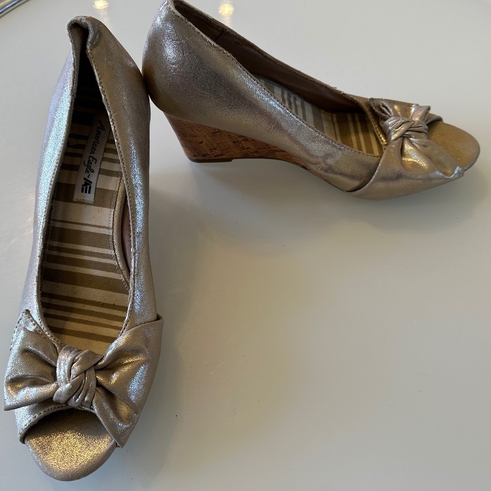 Wedge heel